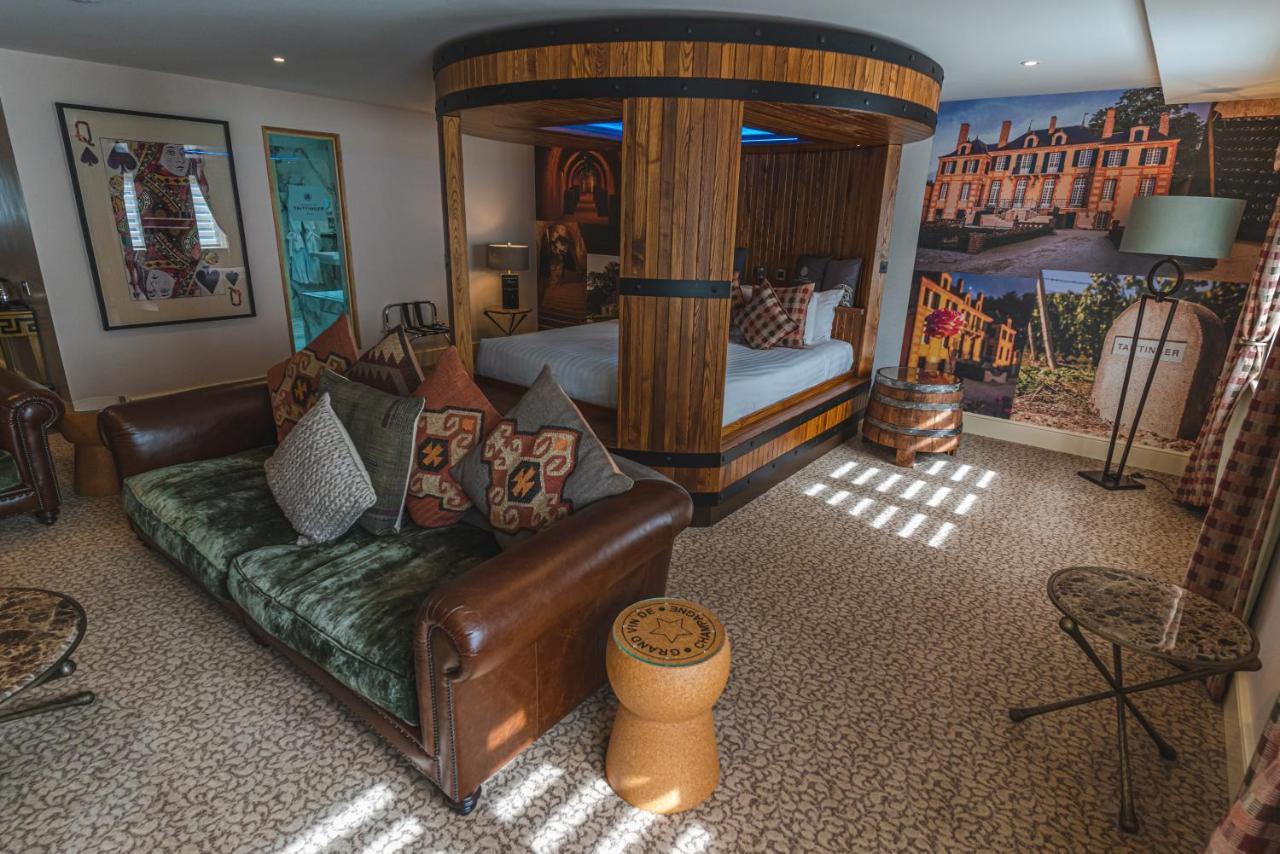 Hotel Western Premier Mount Pleasant 4*