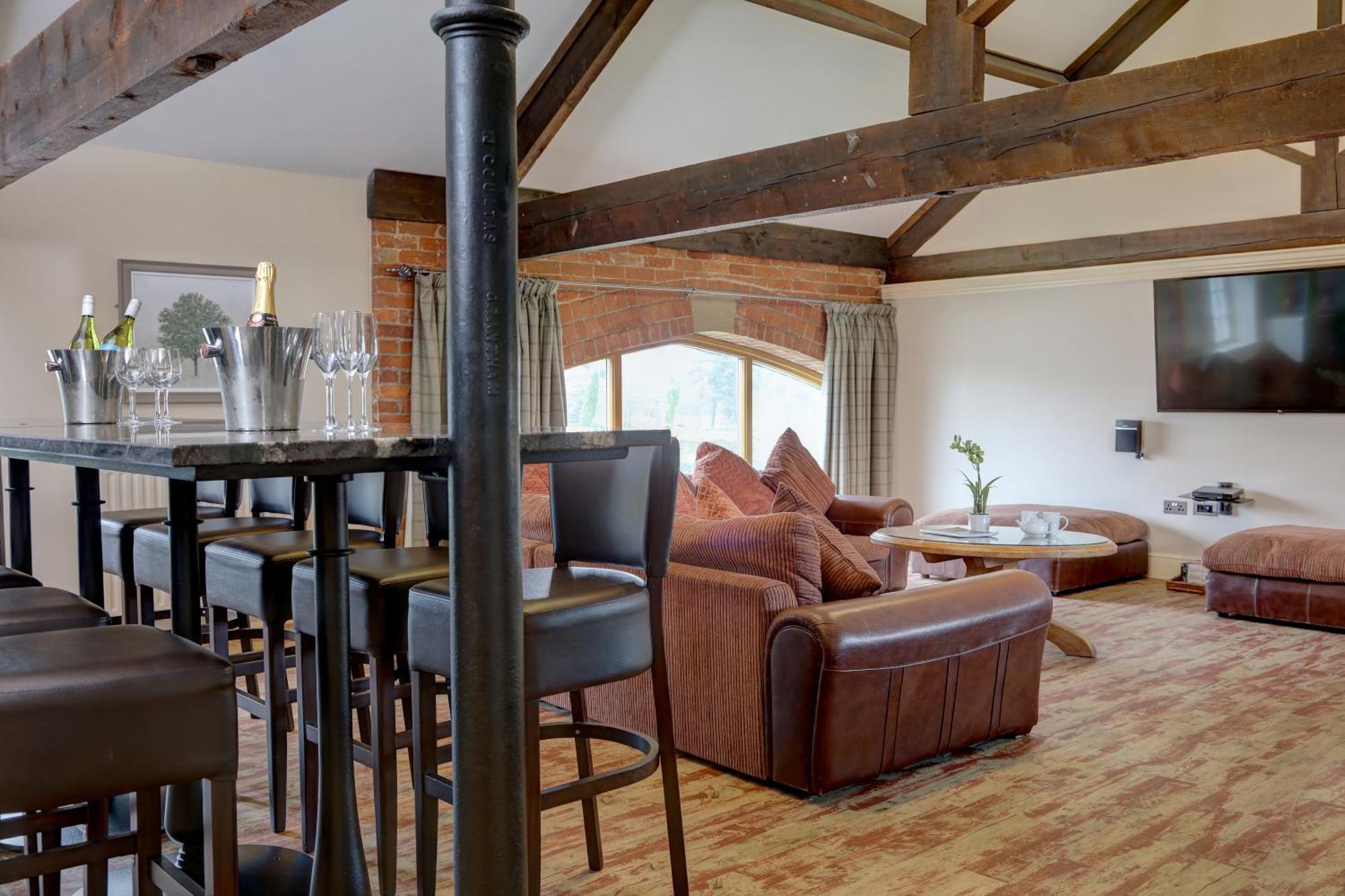 Western Premier Mount Pleasant Hotel 4*