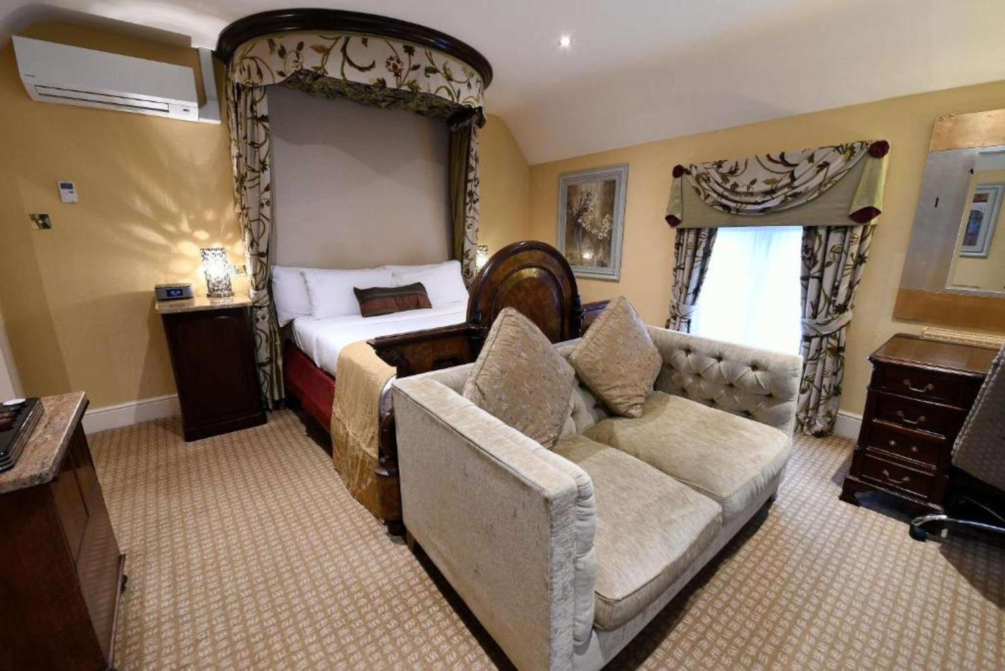 Western Premier Mount Pleasant Hotel