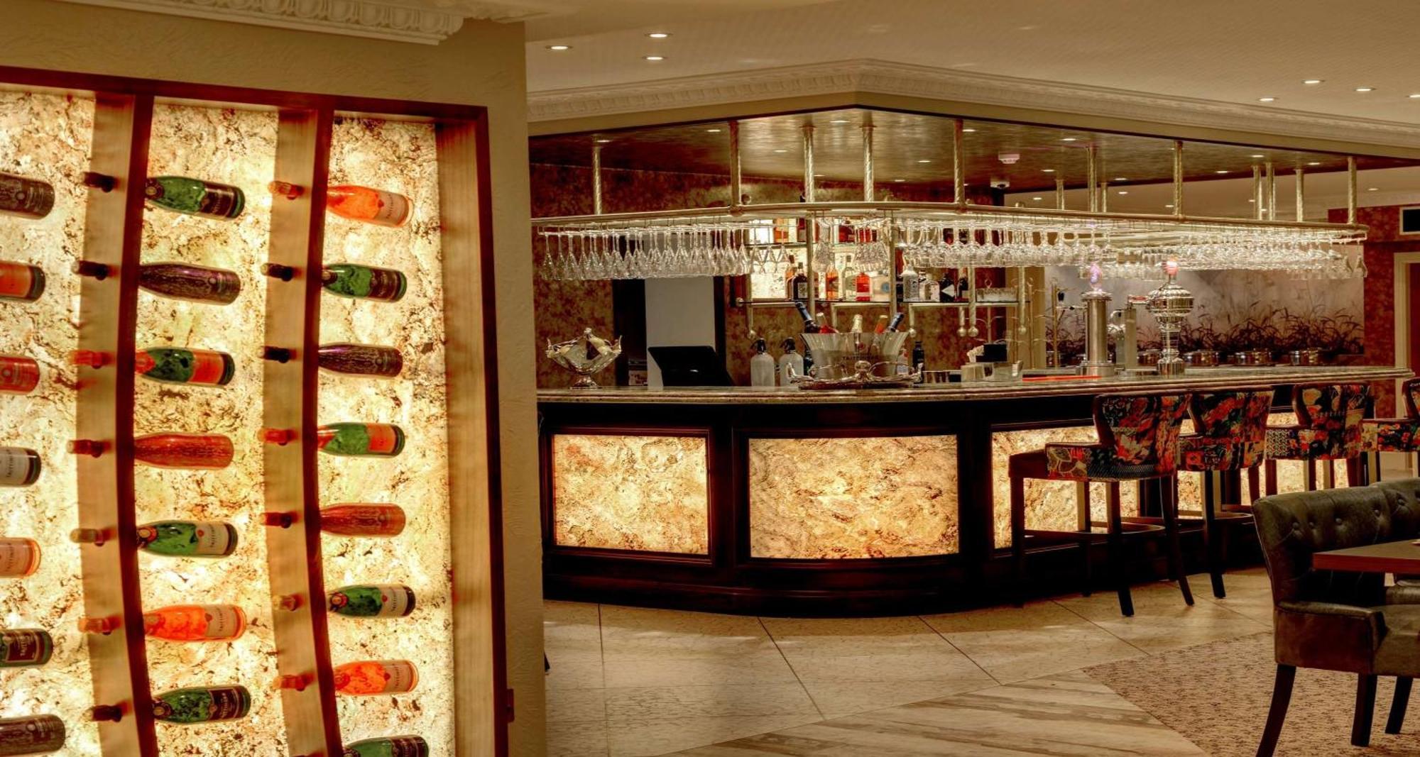 Western Premier Mount Pleasant Hotel 4*