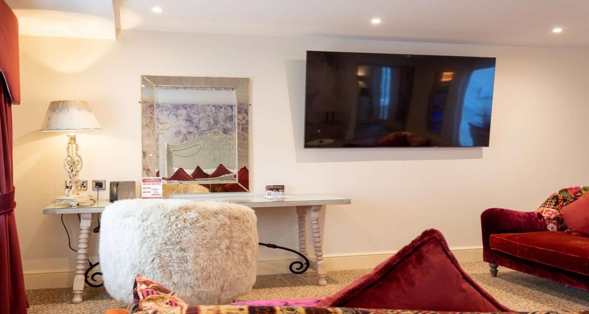 Hotel Western Premier Mount Pleasant 4*